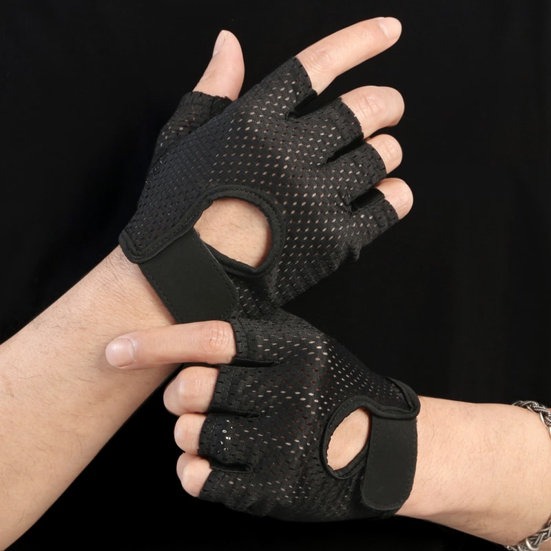 Womens Breathable Gym Anti Slip Cycling Gloves Half Finger Workout Breathable Gym Gloves 0
