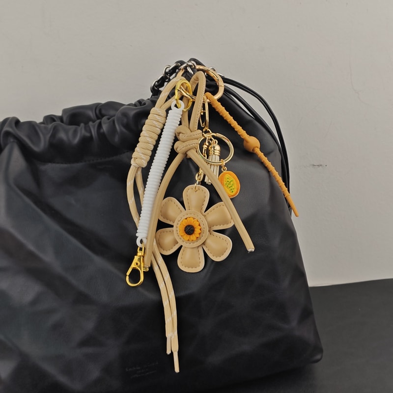 Leather Sunflower Bag Charm Keychain For Women Fashion Accessory Gift 3