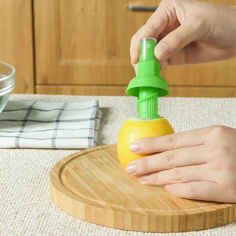 Fresh Citrus Juice Sprayer Manual Lemon And Orange Juicer 2