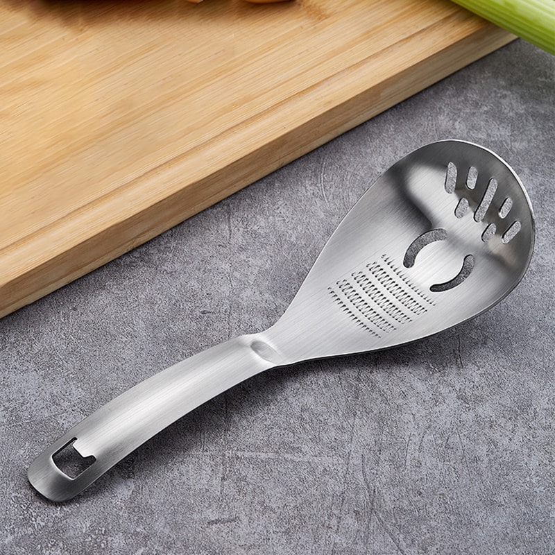 Multifunctional Stainless Steel Garlic Ginger Grater Spoon 4