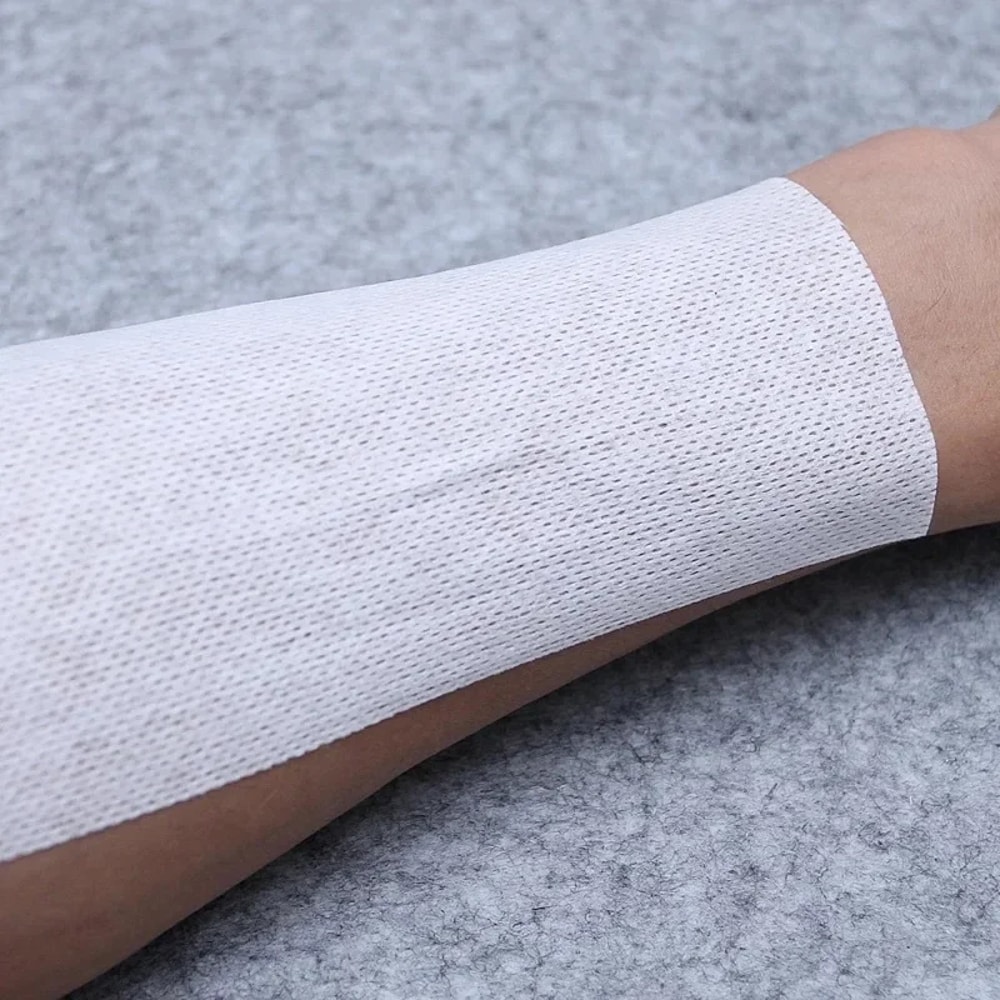 Breathable Non Woven Adhesive Wound Dressing Tape Roll 1
