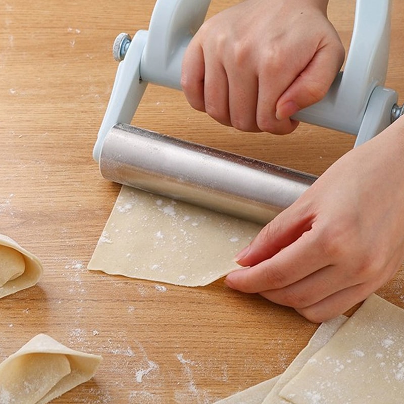 Foldable Stainless Steel Dough Roller Pizza Docker for Pastry and Baking