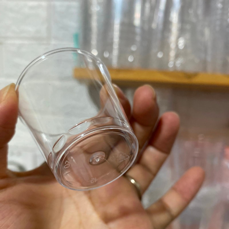 Clear Plastic Disposable Shot Glasses For Parties And Jelly Cups 3