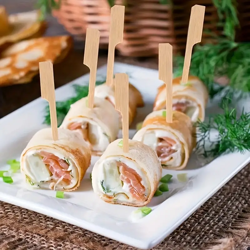 Natural Bamboo BBQ Grilling Skewers Disposable Bamboo Sticks for Parties, Kabobs & Fruit