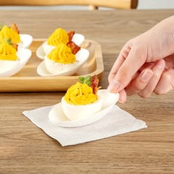 disposable tasting plates compostable microwavable & freezable