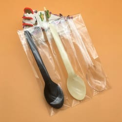disposable plastic cutlery set for desserts, parties & snacks