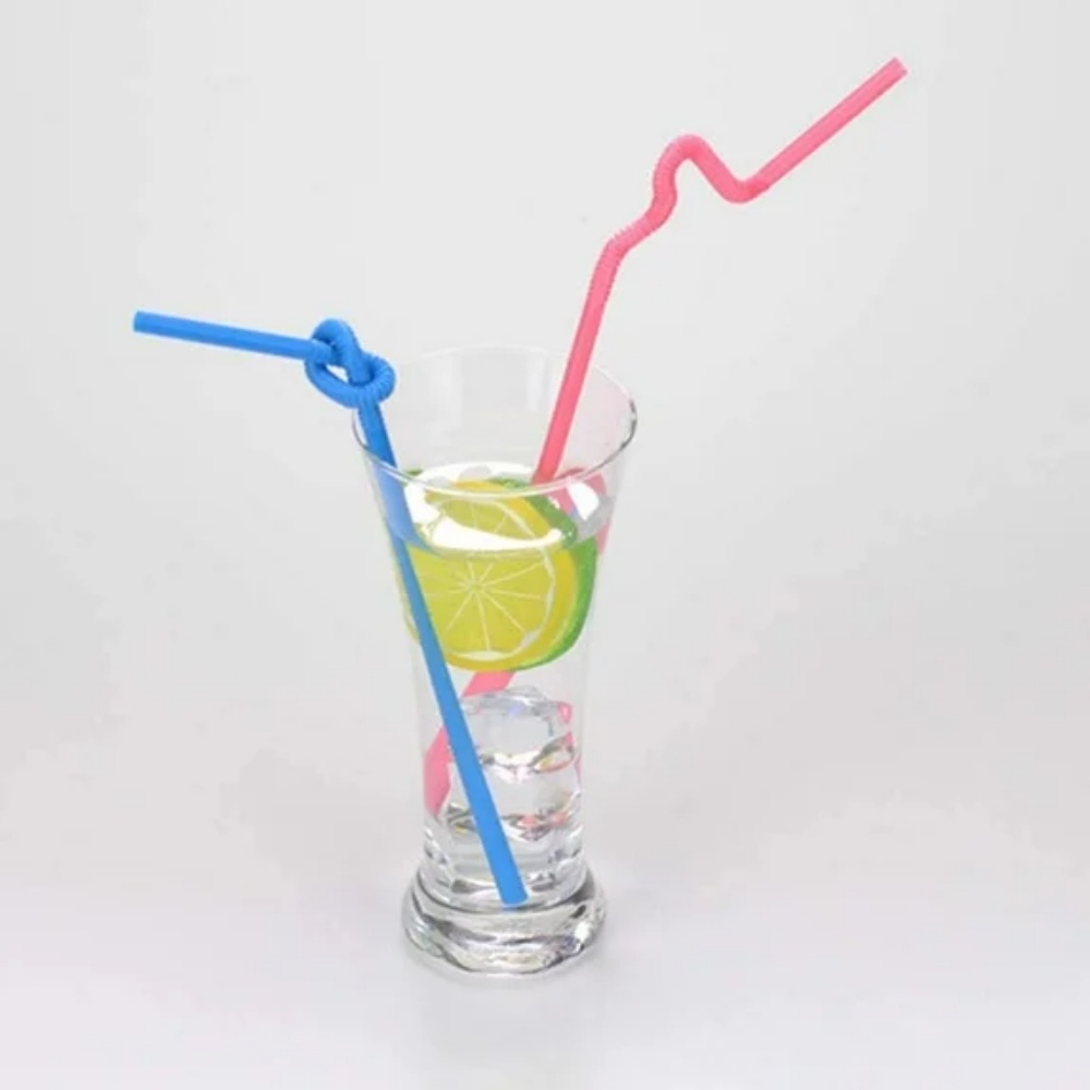 Flexible Disposable Straws for Party Drinks and Everyday Beverages