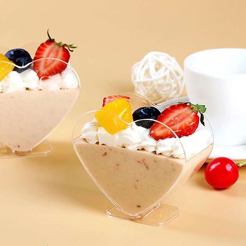 Heart Shaped Dessert Cups Mini Parfait Plastic Mousse Serving Cups 4