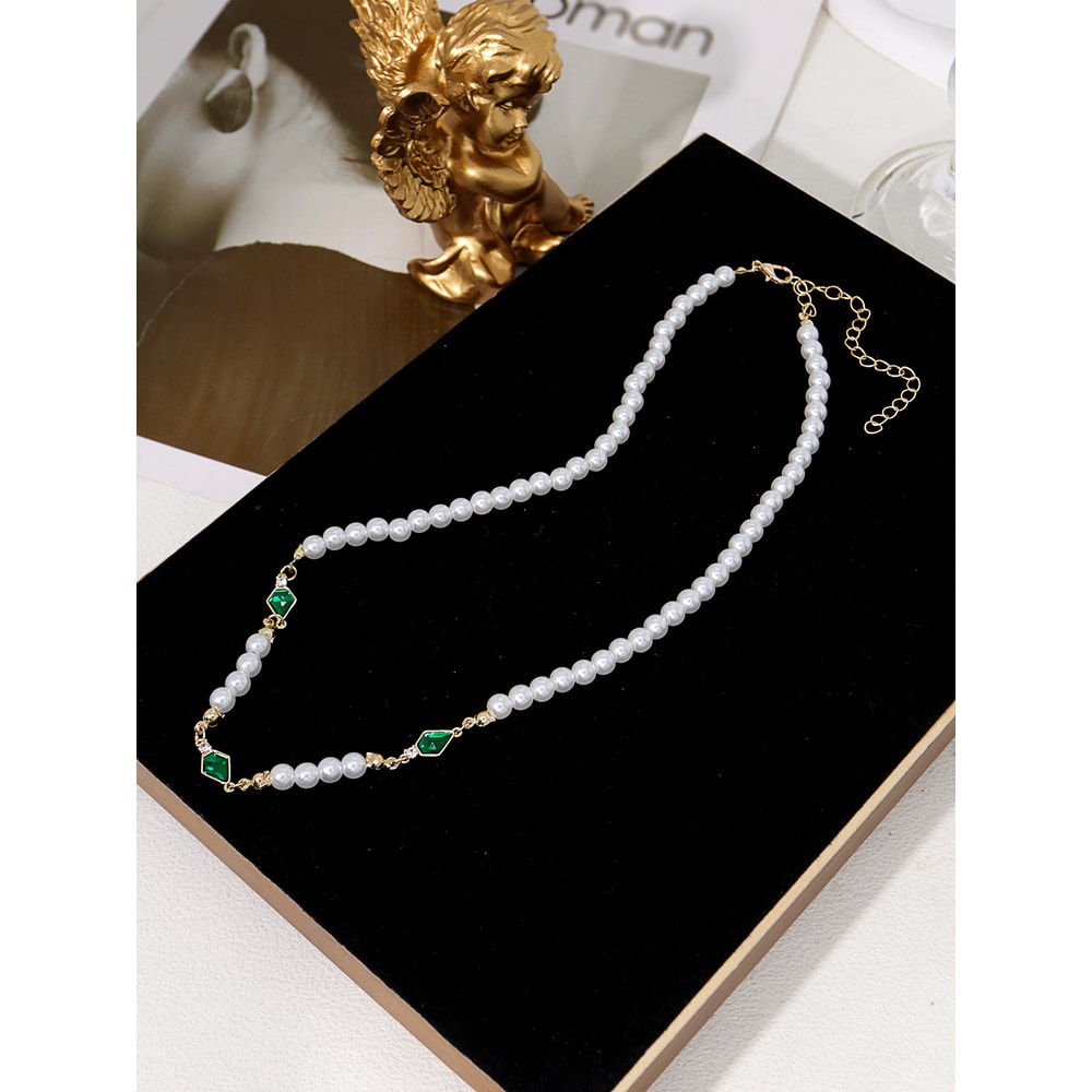 Vintage Charm Green Zircon Inlaid Imitation Pearl Necklace, Mens Casual Jewelry for Stylish Elegance