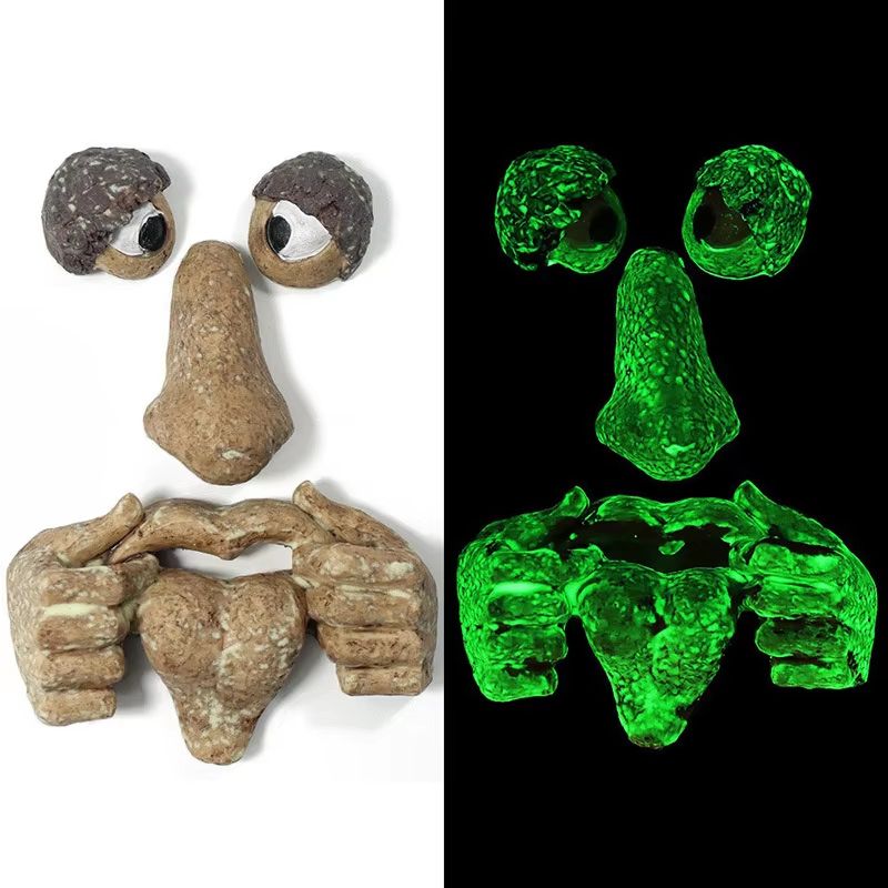 Whimsical Old Man Tree Face Sculpture Amusing Garden Art Decoration 4