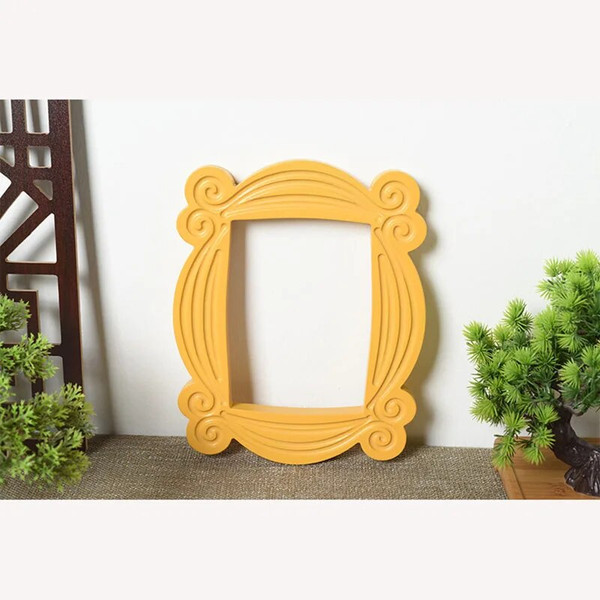bRHgFriends-TV-Show-Yellow-Door-Polyresin-Photo-Frame-With-Stand-Hanging-Picture-Display-Home-Decor-For.jpg