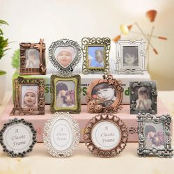 Alloy Mini Keyring Photo Frame: Retro Baroque Picture Display for Desk Decoration - Home Decor Gift