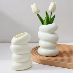 1PC Plastic Spiral White Vase: Nordic Creative Flower Arrangement Container - Home Decoration Ornament for Kitchen, Livi