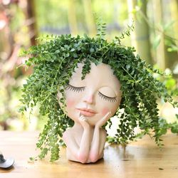 Resin Face Head Planter: Succulent Plant Flower Pot with Drain Holes - Garden Decor Tabletop Ornament