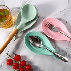 Silicone Insulation Spoon Shelf: Heat Resistant Placemat, Drink Coaster, Tray, Pot Holder - Kitchen Tool