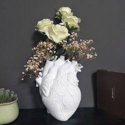 Simulation Anatomical Heart-shaped Vase: Dried Flower Pot Art for Desktop Home Decoration