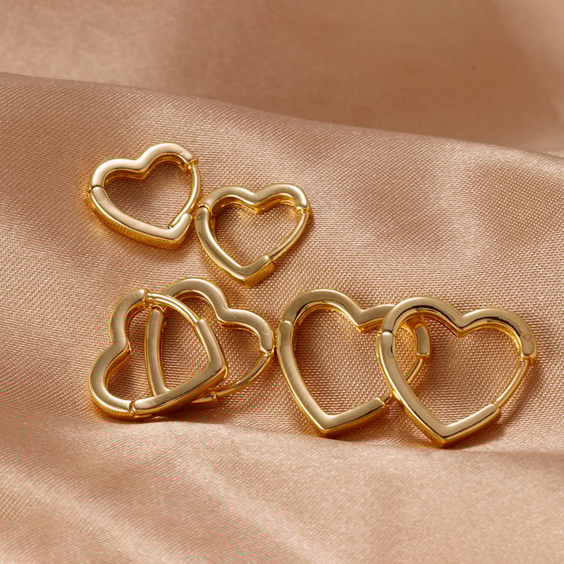 Minimalist Heart Hoop Earrings Stainless Steel Huggie Hoops for Women