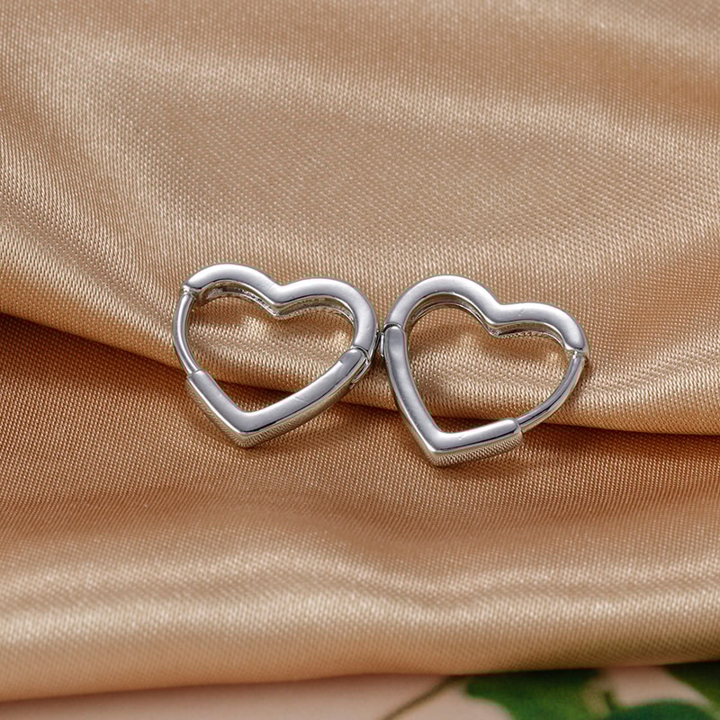 Minimalist Heart Hoop Earrings Stainless Steel Huggie Hoops for Women