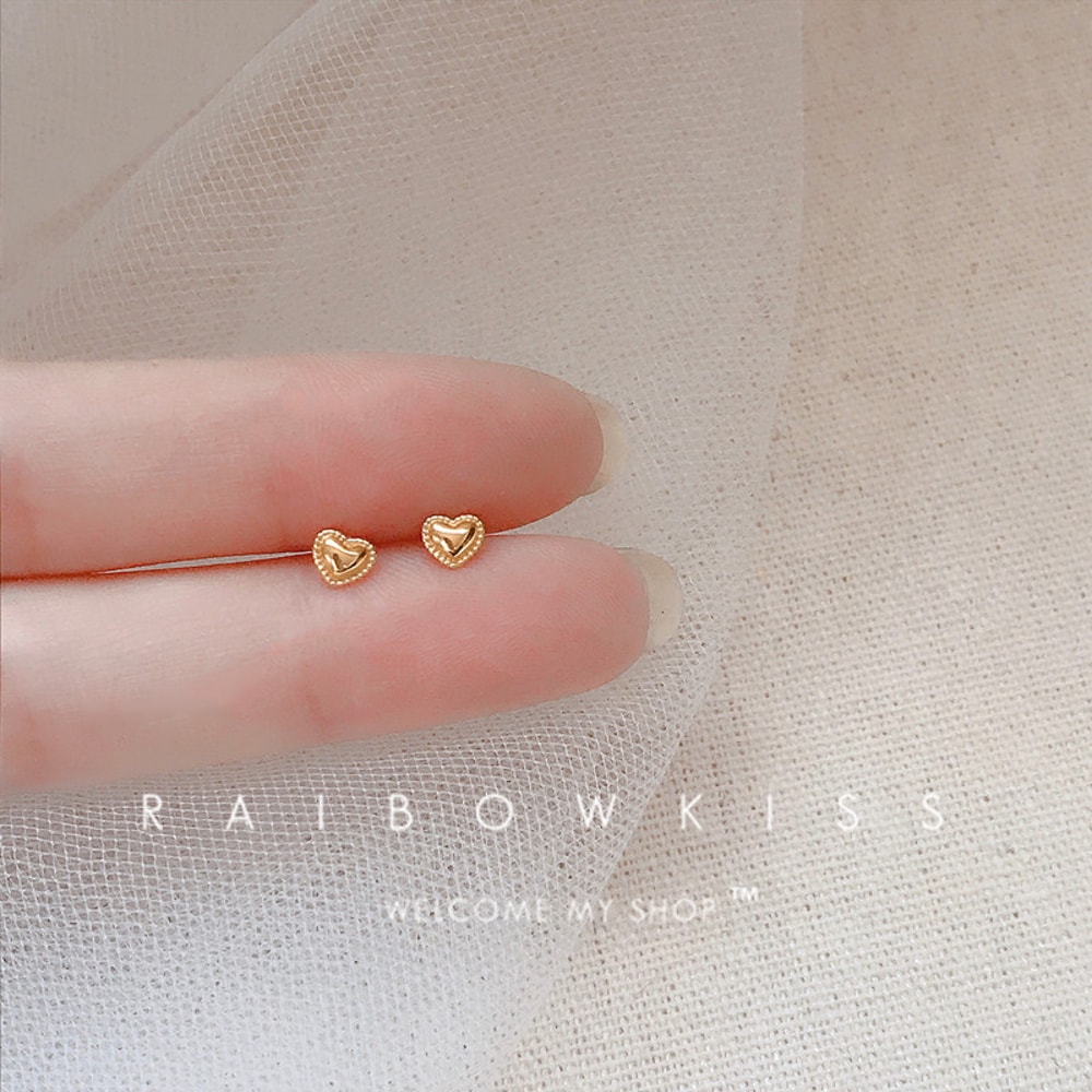 Gold Butterfly Heart Cartilage Stud Earrings For Women Mini Helix Tragus Jewelry 9