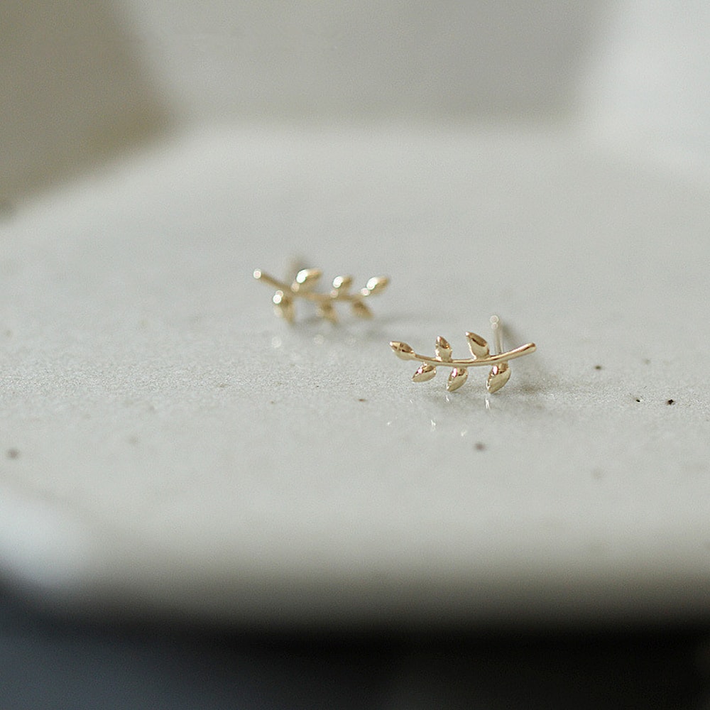 Gold Butterfly Heart Cartilage Stud Earrings For Women Mini Helix Tragus Jewelry 16
