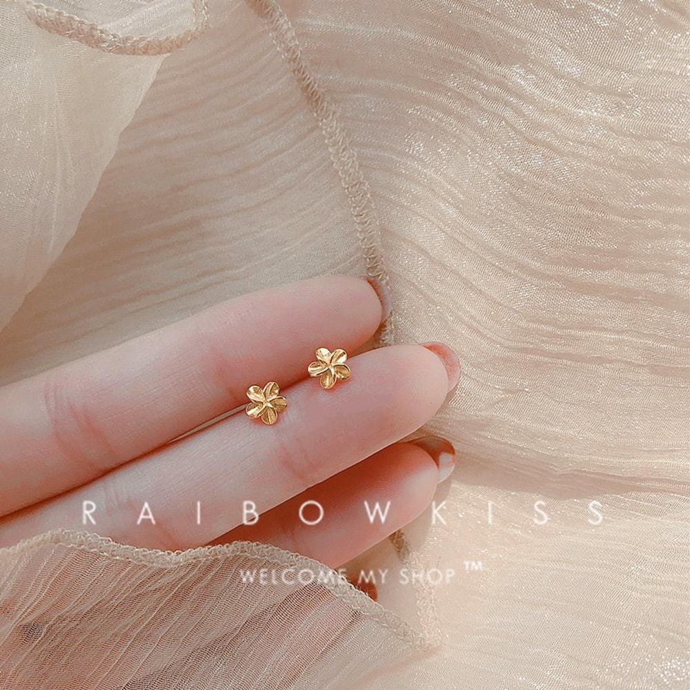 Gold Butterfly Heart Cartilage Stud Earrings For Women Mini Helix Tragus Jewelry 24