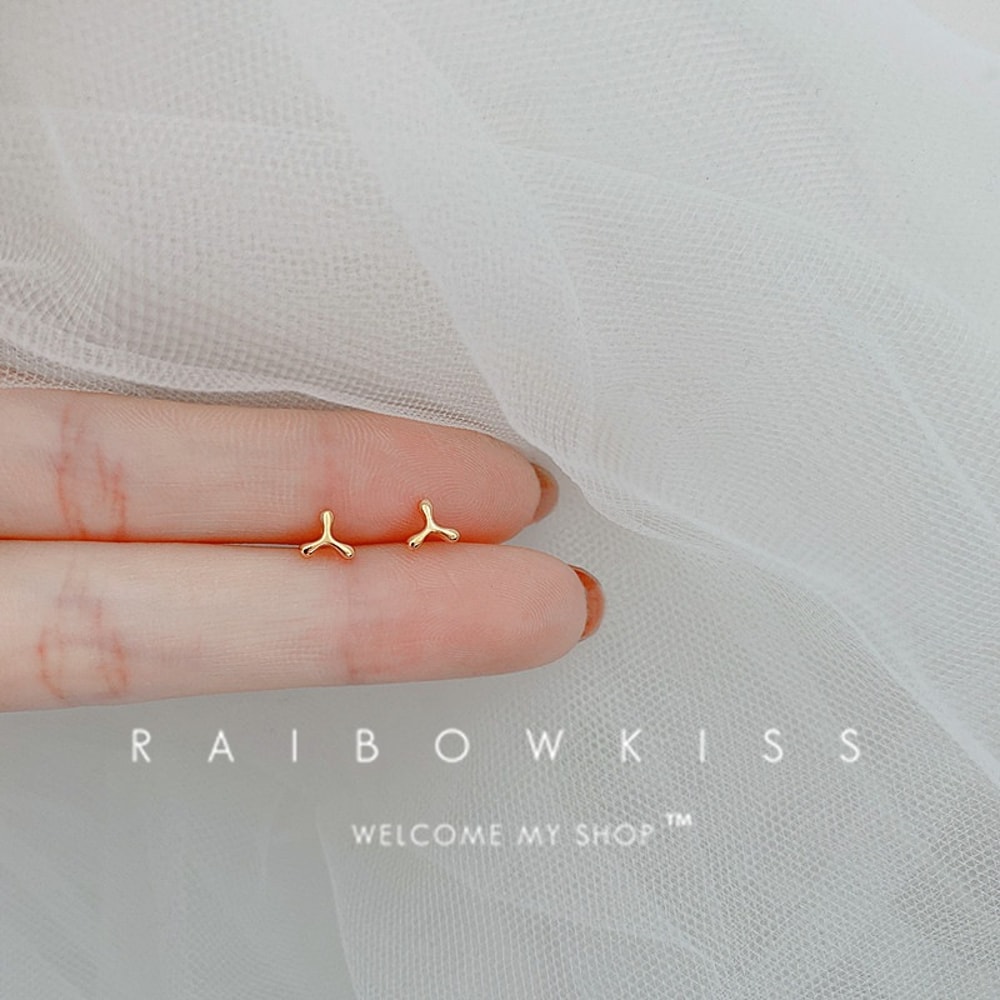 Gold Butterfly Heart Cartilage Stud Earrings For Women Mini Helix Tragus Jewelry 30