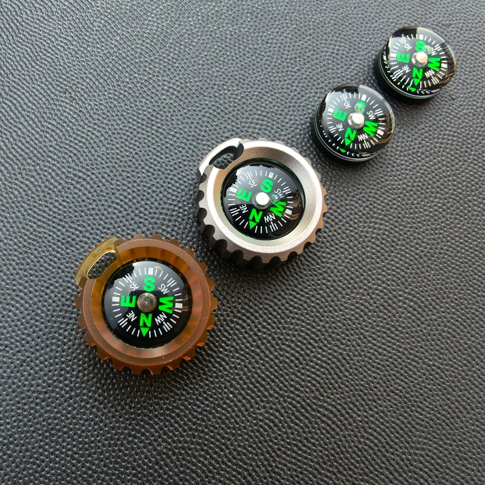 Titanium Compass Pendant Portable Survival Navigation Tool For Outdoor Emergency Travel 1