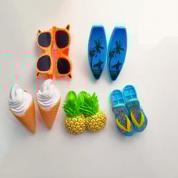 heavy duty beach towel clips non slip sunbed and laundry peg holders