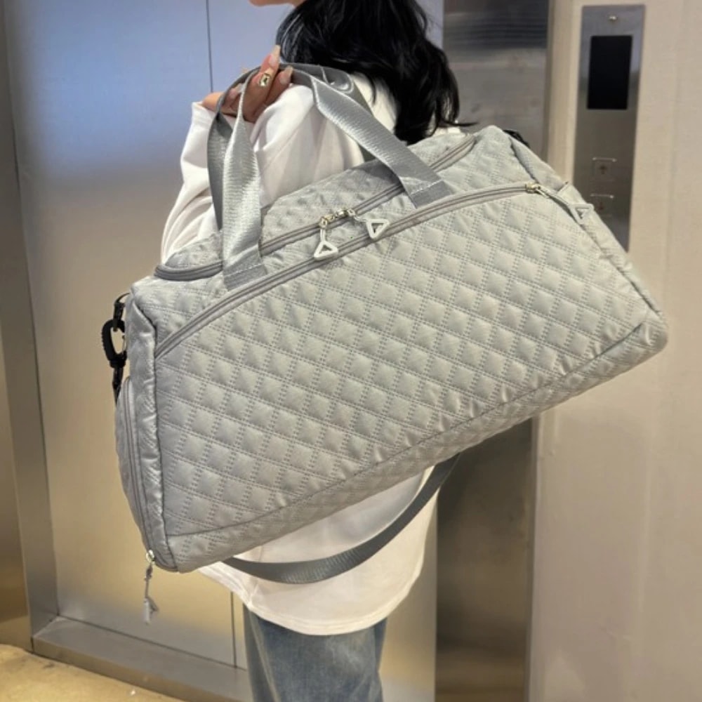 Waterproof Travel Duffel Bag Large Capacity Gym Weekender Tote For Men And Women 2