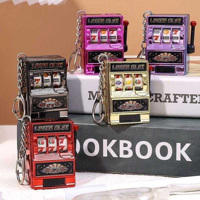 Mini Slot Machine Keychain Toy Portable Arcade Stress Relief Gadget