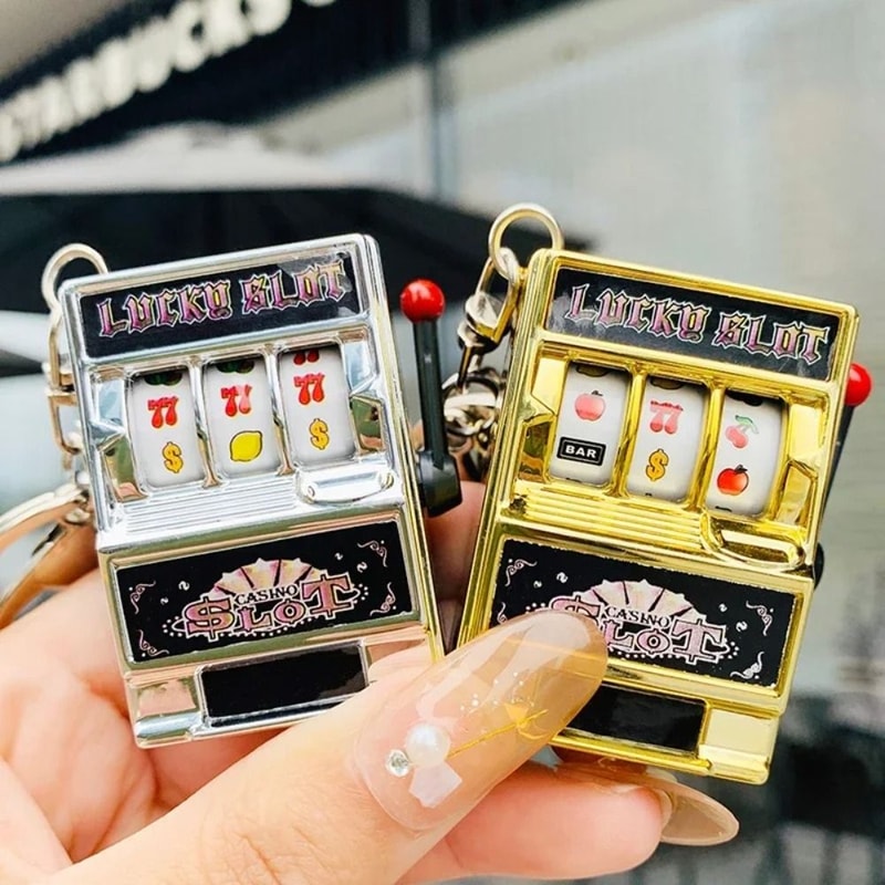 Mini Slot Machine Keychain Toy Portable Arcade Stress Relief Gadget