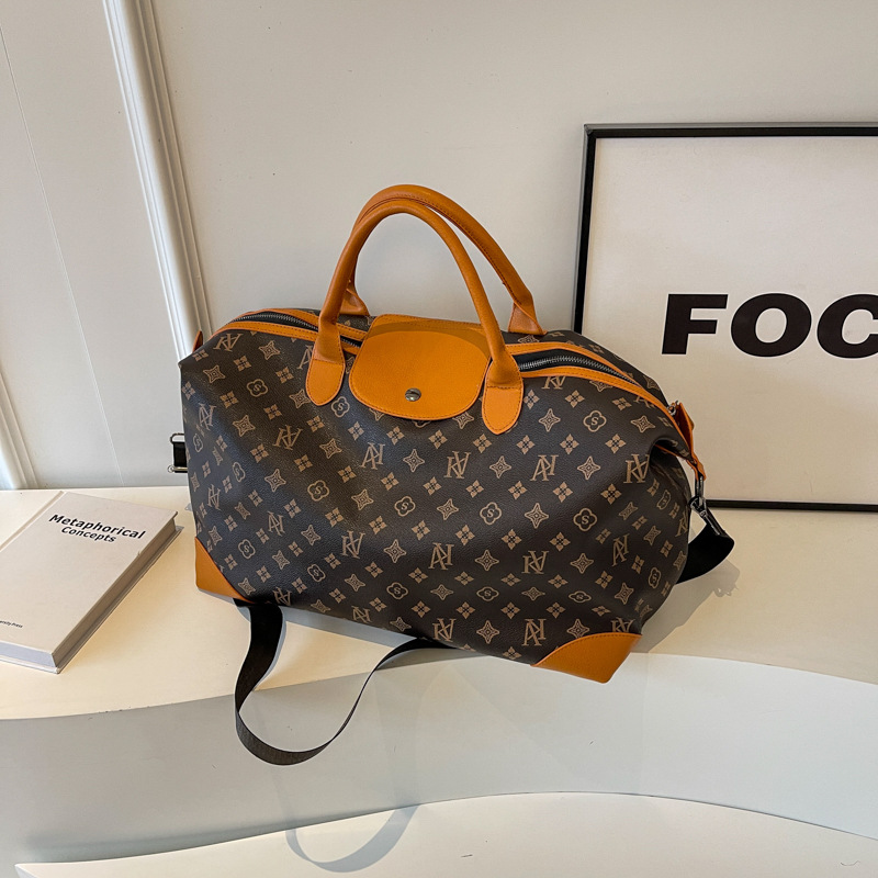 Large Capacity Gym Travel Bag Lightweight PU Weekender Yoga Duffel 4