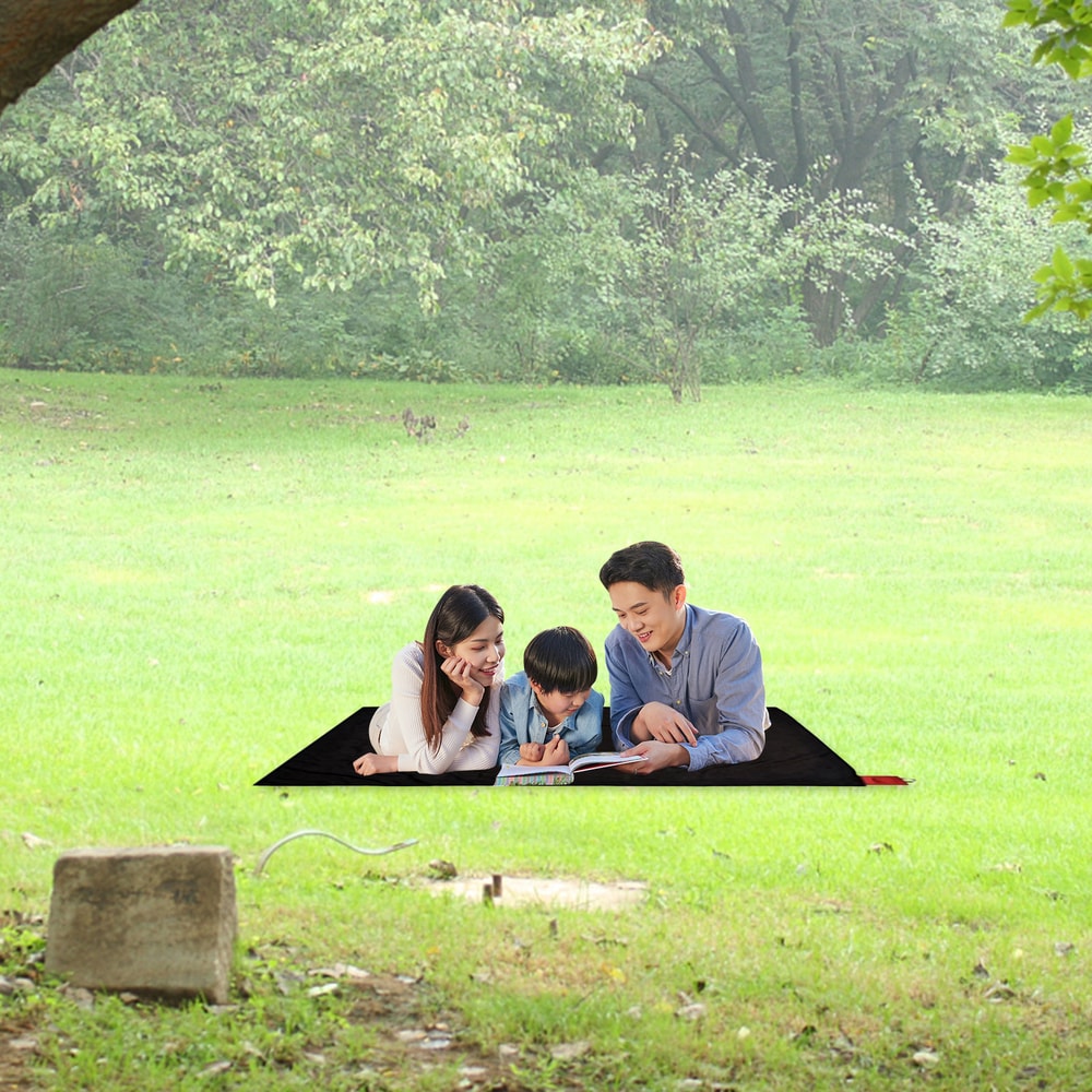 Compact Waterproof Pocket Picnic Blanket Lightweight Foldable Outdoor Mat