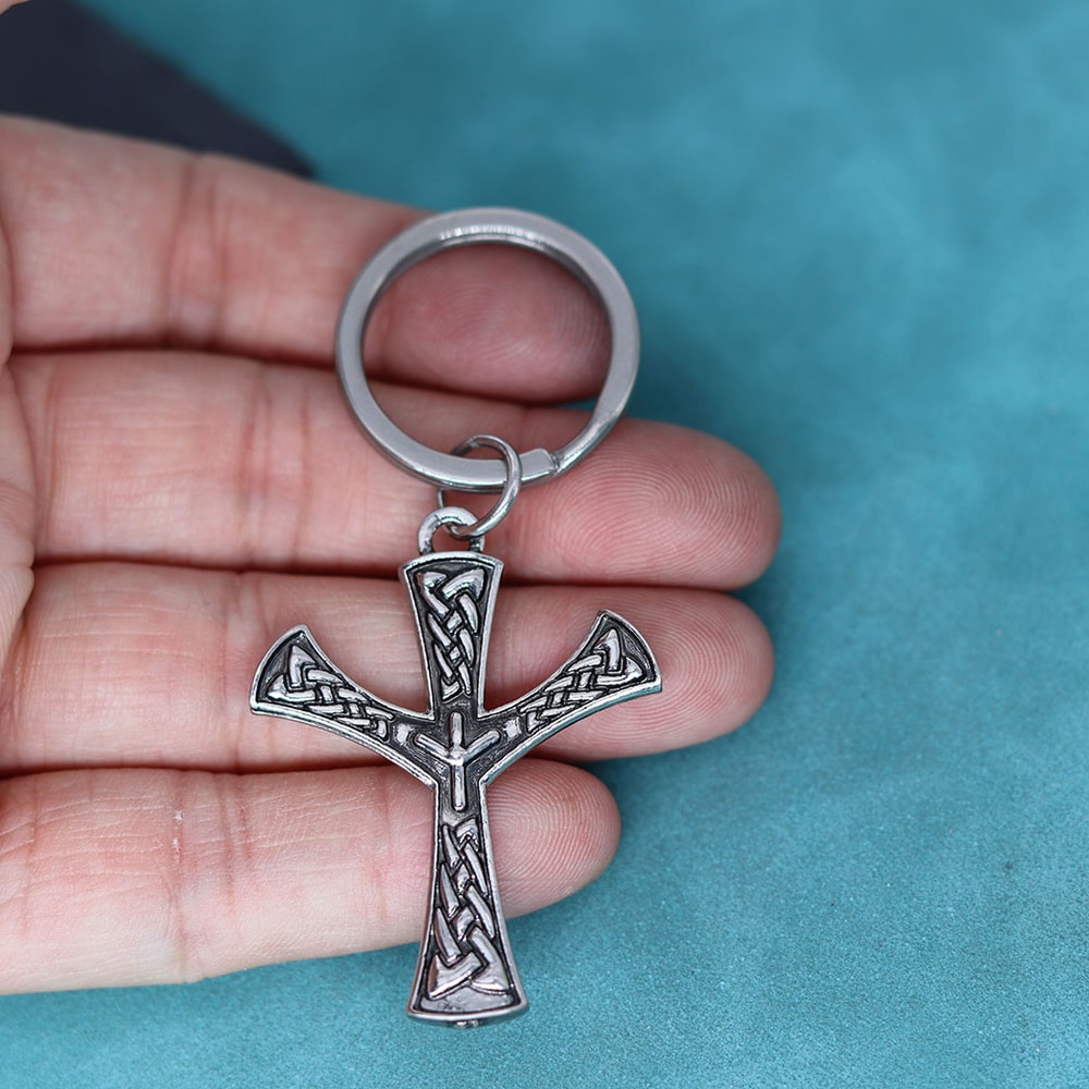 Nordic Viking Rune Keychain Algiz Protection Amulet Compass Pendant