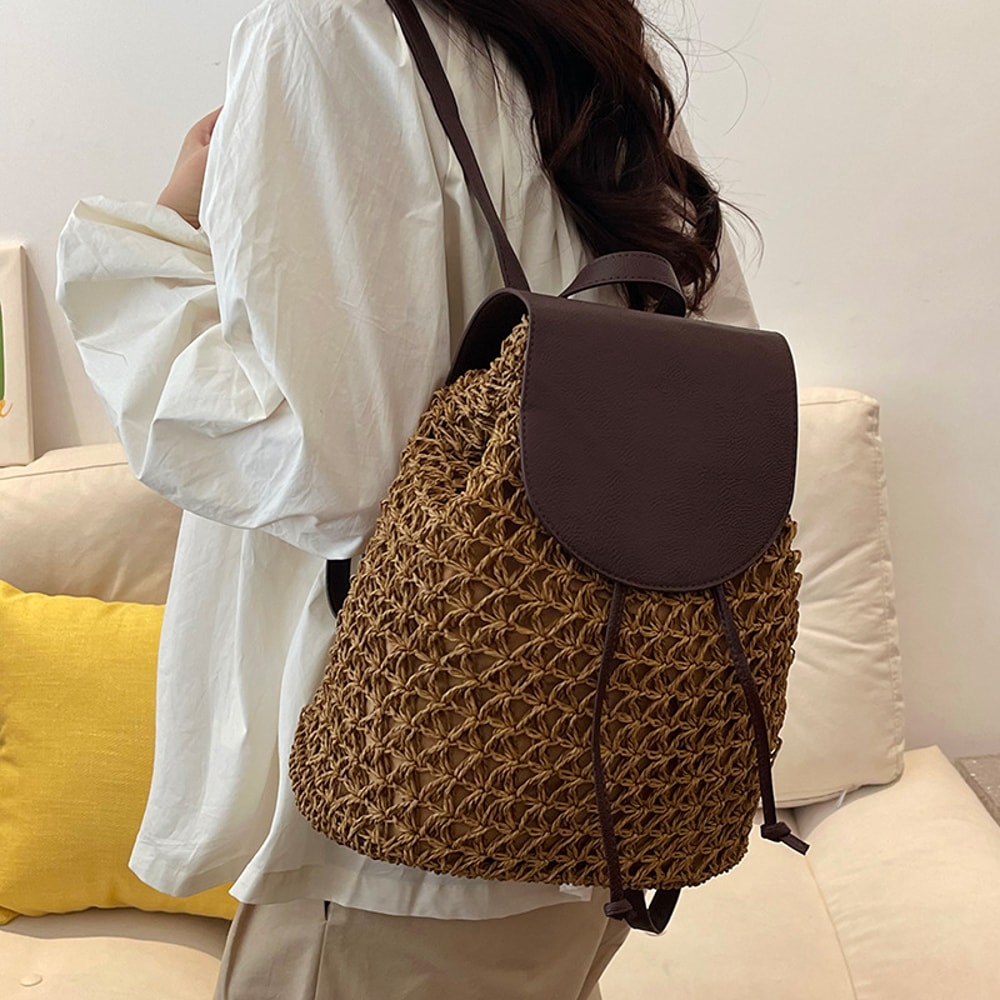 Elegant Straw Backpack For Women Woven Summer Shoulder Bag With PU Leather Accents 2