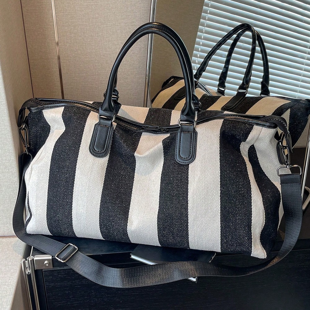 Large Capacity Travel Duffle Bag Foldable Carry On Overnight Business Travel Bag 1