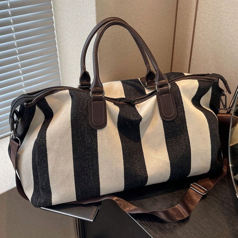 Large Capacity Travel Duffle Bag Foldable Carry On Overnight Business Travel Bag 2