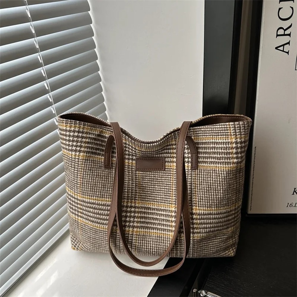 Large Capacity Canvas Tote Bag Stylish Soft Bucket Shoulder Commuter Bag for Women