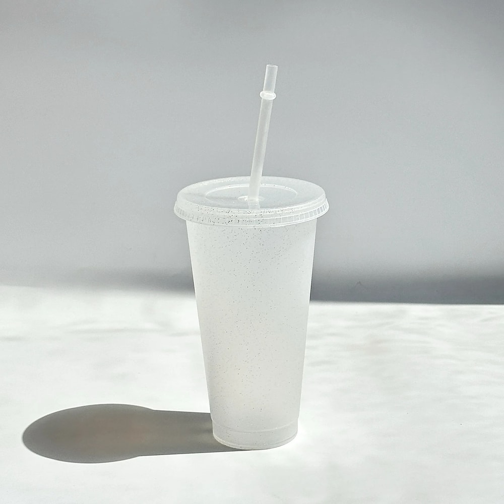 Reusable Glitter Party Cups With Lids And Straws For Summer Drinks And Events 12
