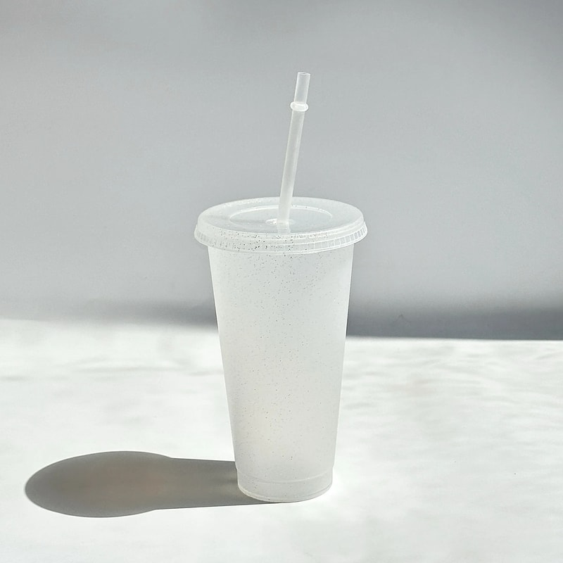 Reusable Glitter Party Cups With Lids And Straws For Summer Drinks And Events 12