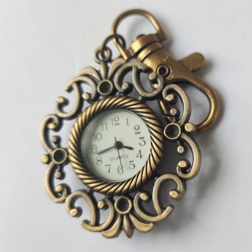 Retro Flower Pendant Watch Necklace Cute Quartz Jewelry Timepiece for Women and Students