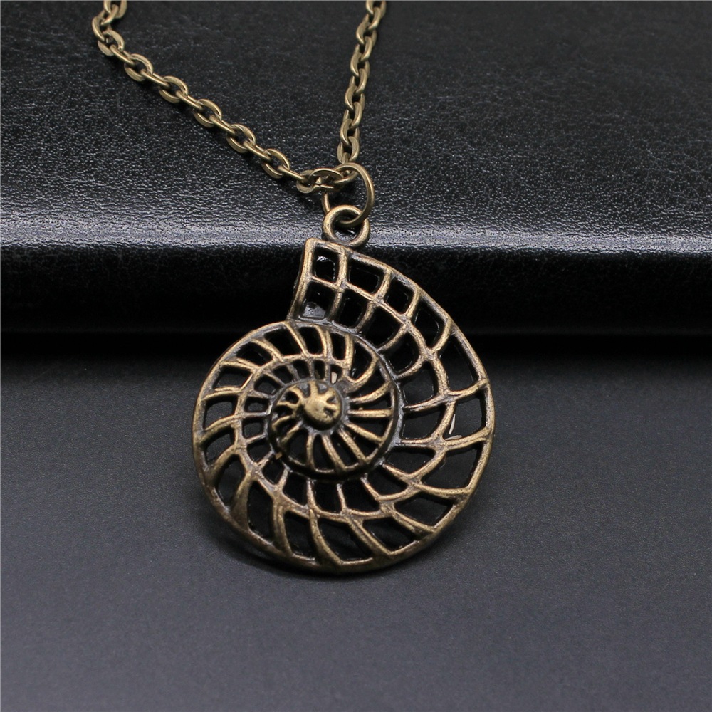 Vintage Bronze Swirl Pendant Necklace For Women Timeless Antique Jewelry 0