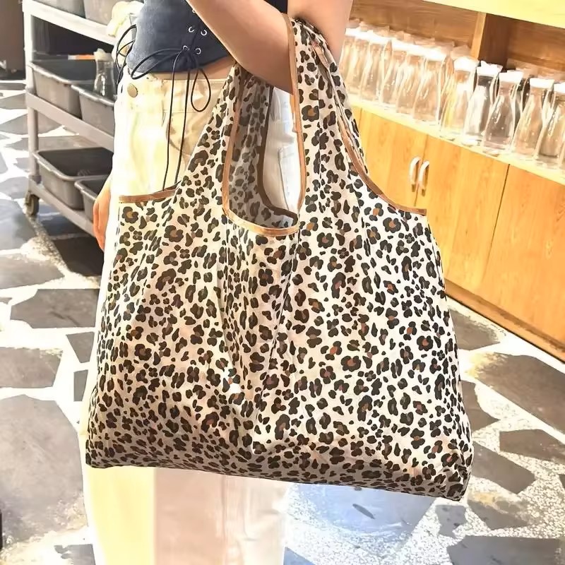 Large Capacity Leopard Print Foldable Tote Bag For Women Travel Shopping 1