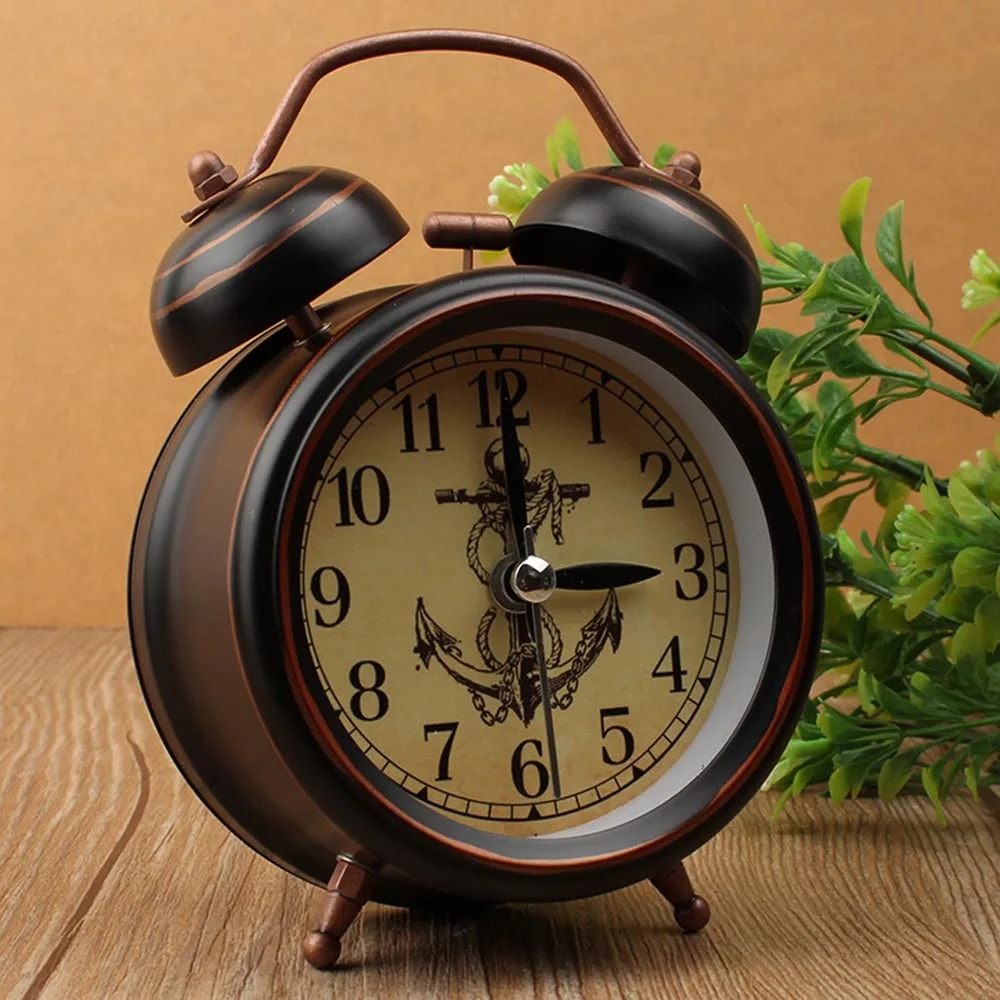 Vintage Silent Metal Alarm Clock with Night Light Retro Bedside Clock for Bedroom Decor