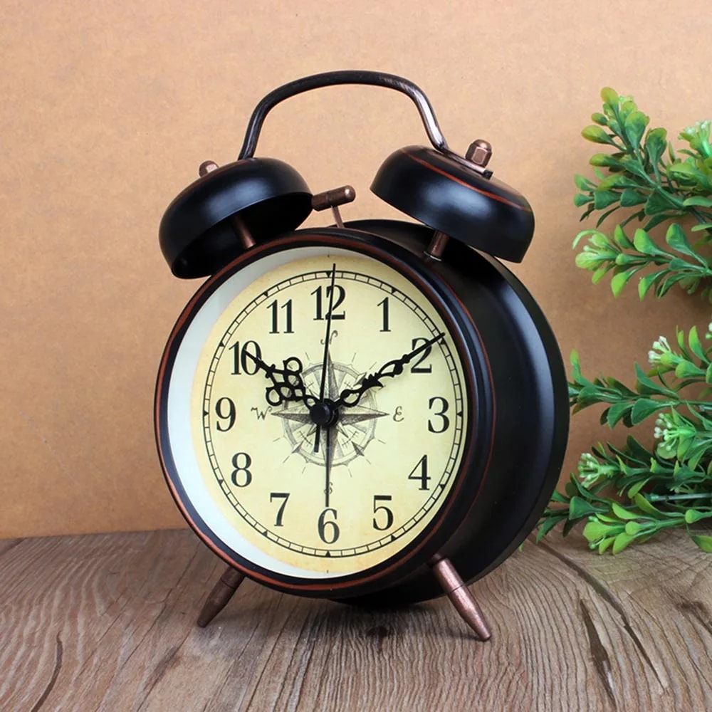 Vintage Silent Metal Alarm Clock with Night Light Retro Bedside Clock for Bedroom Decor