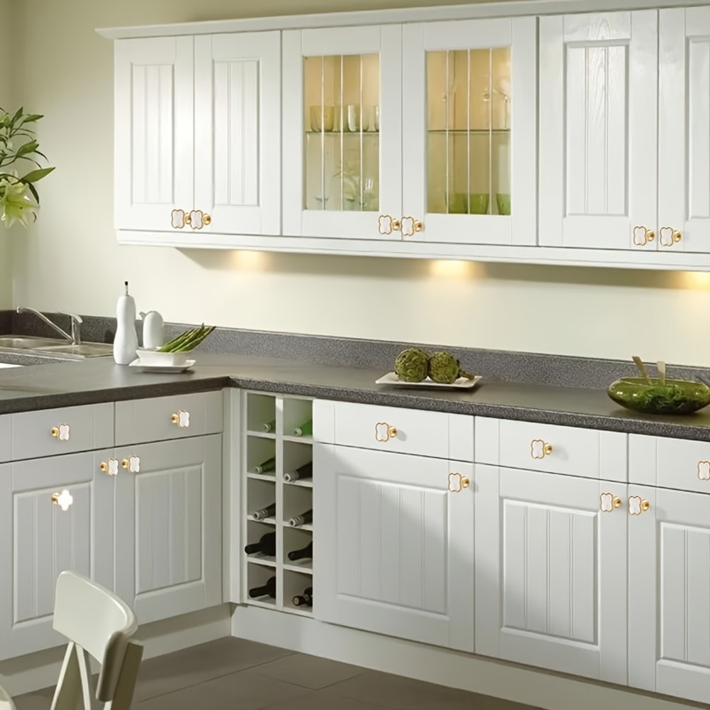 Golden Leaf Clover Cabinet Handles Luxury Gold Cabinet Handles For Drawers And Vanity 3