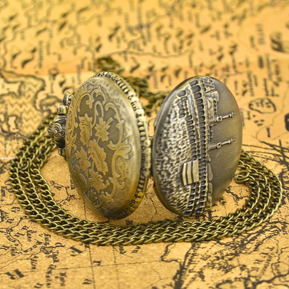 Vintage Bronze Clamshell Simple CastleStyle Carved Necklace Quartz Pocket Watch Gift For Male And F 4