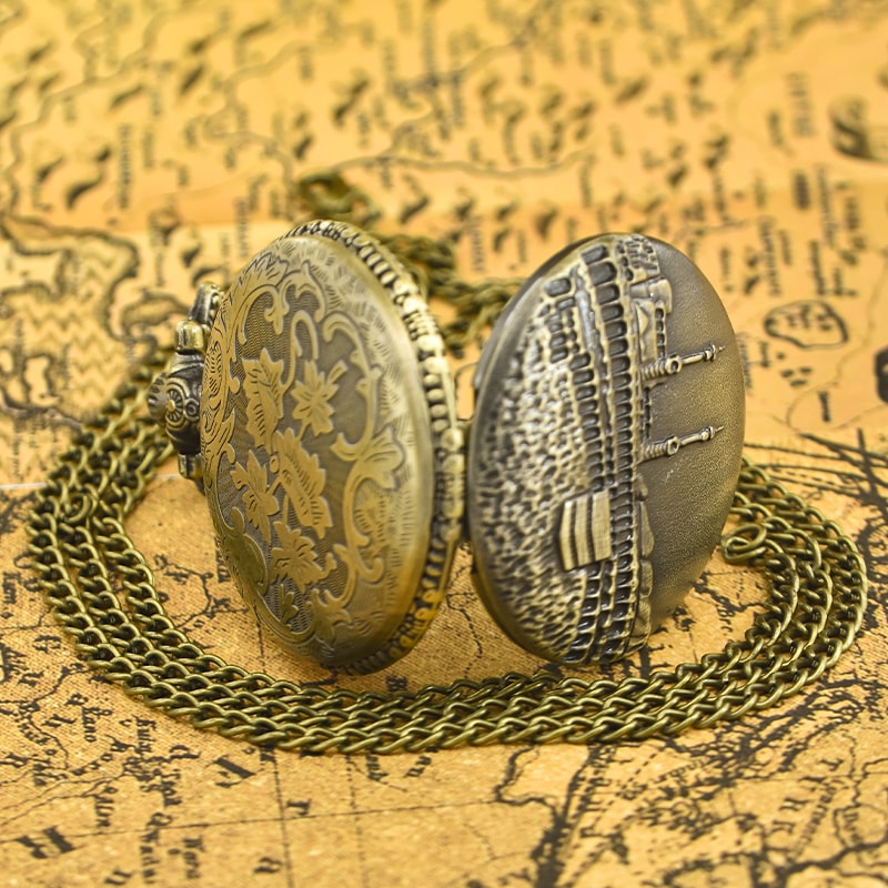 Vintage Bronze Clamshell Simple CastleStyle Carved Necklace Quartz Pocket Watch Gift For Male And F 4