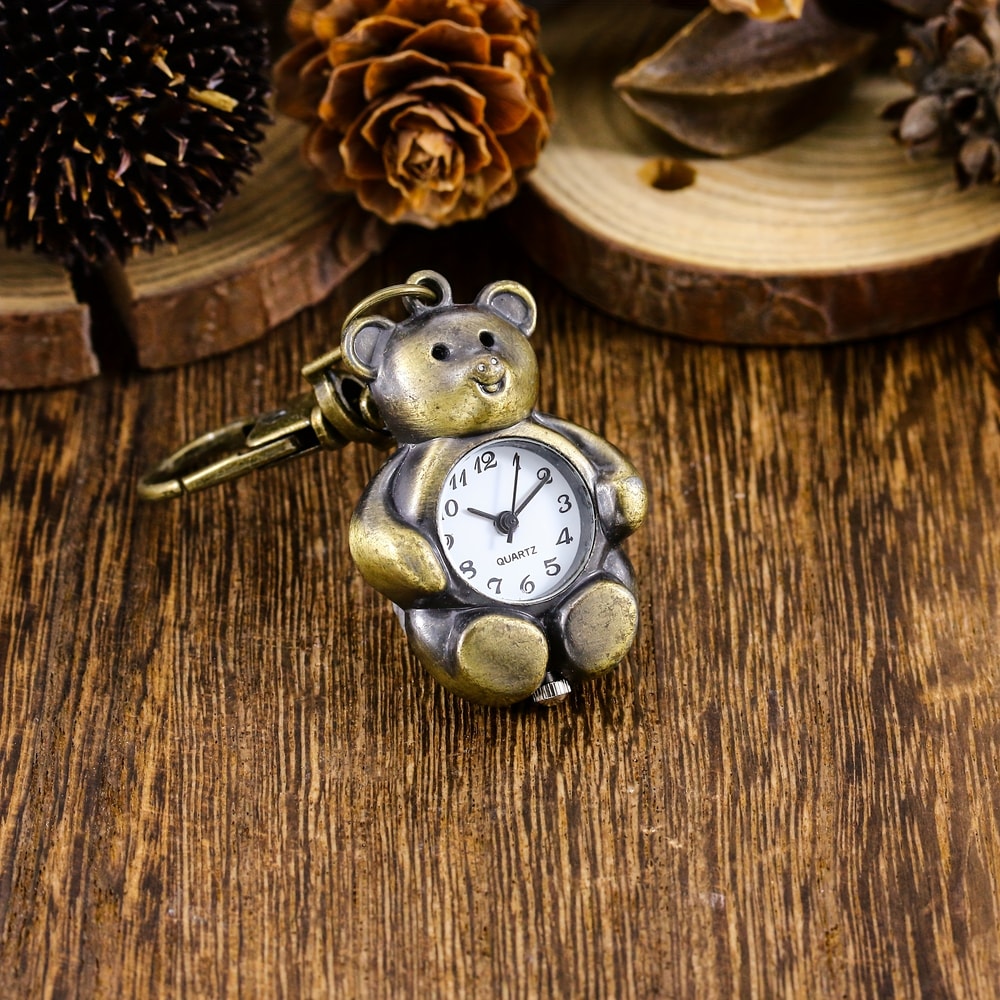 Vintage Bear Keychain Watch Cute Cartoon Pocket Clip for Bags and Backpacks