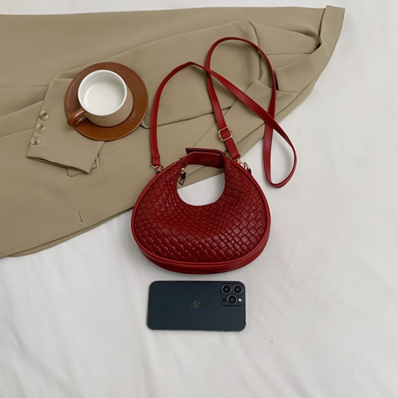 Elegant Woven Hobo Shoulder Bag Minimalist Womens Shoulder Bag For Everyday Style 2